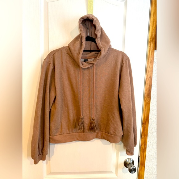 Alya Sparkling Tan hooded sweatshirt - Picture 1 of 3